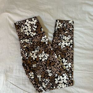 Offline by Aerie Women’s Brown/Cream Floral Print Leggings